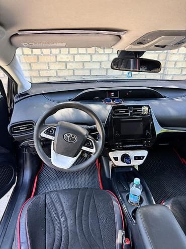 чип ключ тойота: Toyota Prius: 2018 г., 1.8 л, Вариатор, Гибрид, Лифтбек — 10