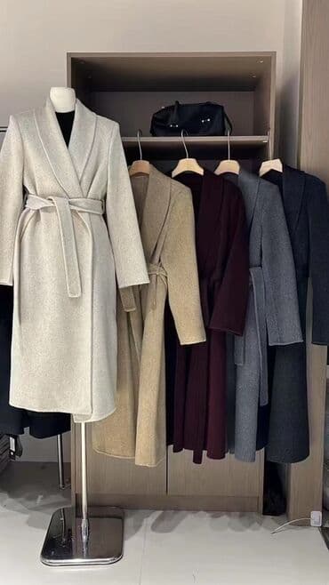 дубленка короткая: Женские пальто из плотной шерстяной ткани Стильные базовые модели — 4