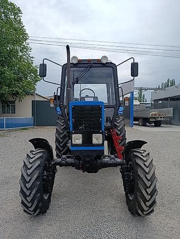 5 120: Трактор Беларус (МТЗ) 821 Основные характеристики: - Полный привод — 6