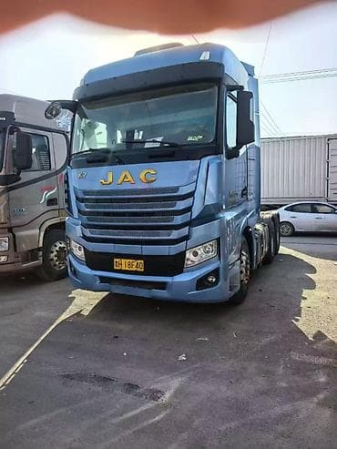 Тягач, JAC, 2023 г., Тентованный at lalafo.kg Тягач, JAC, 2023 г., Тентованный