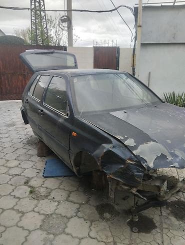 Volkswagen Golf: 1996 г., 2 л, Ручные, Бензин, Хэтчбэк