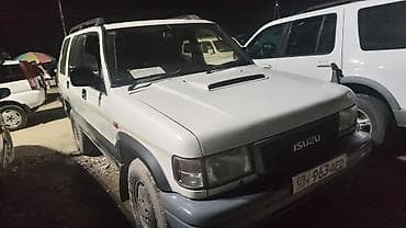 машина российский номер: Isuzu Bighorn: 1995 г., 3.1 л, Автомат, Дизель, Внедорожник — 1