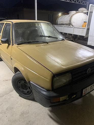 transporter multivan: Volkswagen Golf: 1984 г., 1.6 л, Механика, Бензин, Седан — 1