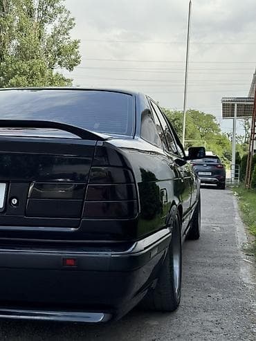 e34 520: BMW 5 series: 1992 г., 3 л, Механика, Бензин, Седан — 5