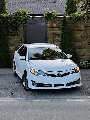 Транспорт: Toyota Camry: 2012 г., 2.5 л, Автомат, Бензин, Седан — 4