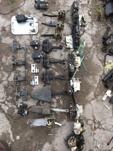 задний стоп на ауди с4: БМВ Е38 КУЗОВ АЙРБАГИ МОЛДИНГИ БАЛКИ ДВЕРИ КРЫЛЬЯ СТЁКЛА и многое — 27