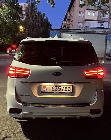 Транспорт: Kia Carnival: 2019 г., 2.2 л, Автомат, Бензин, Минивэн — 4