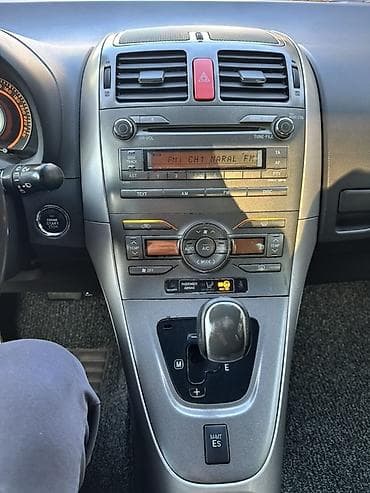 toyota auris: Toyota Auris: 2008 г., 1.6 л, Робот, Бензин, Хэтчбэк — 7