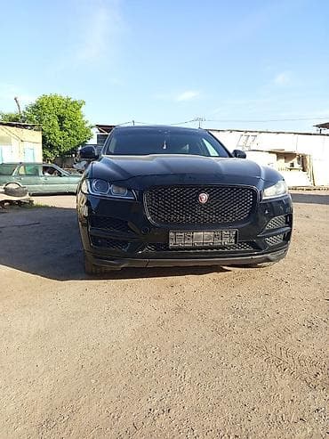 Jaguar F-Pace: 2017 г., 2 л, Автомат, Бензин, Кроссовер