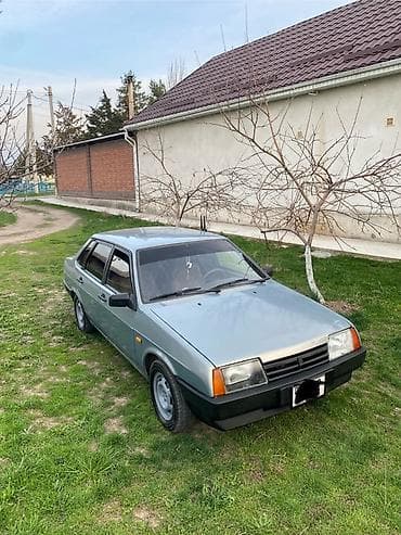 ВАЗ (ЛАДА) 21099: 2003 г., 1.5 л, Механика, Бензин, Седан