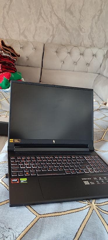 geforce: Игровой ноутбук Acer Nitro V 16 AI (серия Nitro, логотип N на крышке) — 1