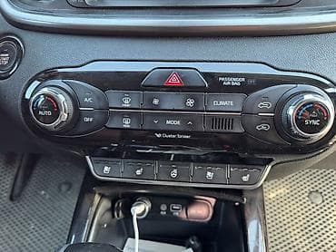 авто минивен: Kia Sorento: 2016 г., 2.2 л, Автомат, Дизель, Кроссовер — 7