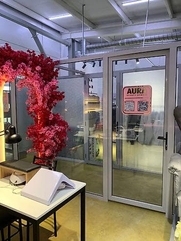 Продажа бизнеса Услуги красоты, Вместе с: База клиентов и поставщиков, Оборудование и мебель, Персонал и контракты — 4