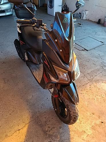 cvt: Тип скутера 150 куб. см, Бензин — 2