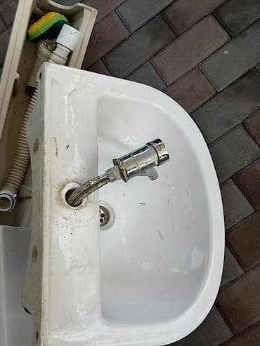 аквариум бишкек купить: Ванна 170 на 70 (5500 сом) Раковина 56 на 45 (1100 сом) Унитаз (6500 — 4