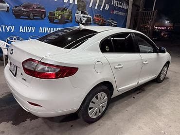geely galaxy e5: Renault : 2016 г., 1.6 л, Автомат, Бензин, Седан — 5