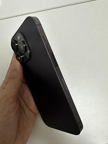 ipad 8th gen: IPhone 14 Pro, Б/у, 256 ГБ, Deep Purple, Защитное стекло, Чехол, Кабель, 85 % — 2