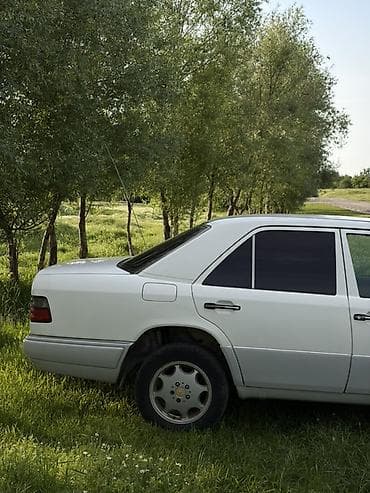 амортизатор на мерседес 210: Mercedes-Benz W124: 1993 г., 3 л, Механика, Дизель, Седан — 10