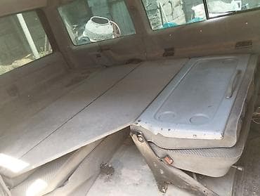 мерседес бенц спринтер пассажирский: Volkswagen Transporter: 1992 г., Фургон — 2