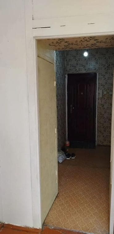 105: 1 комната, 34 м², Тунгуч мкр 105 серия, 2 этаж, Старый ремонт — 5
