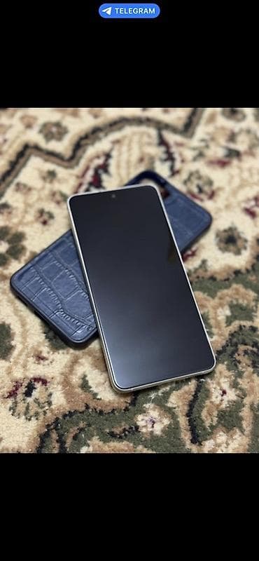 bobby store: Samsung Galaxy S21 FE, Б/у, 256 ГБ, цвет - Серый, 2 SIM — 3