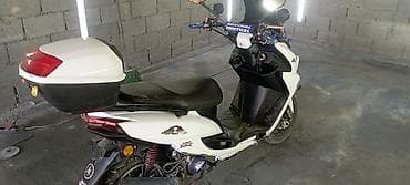 электо мото: Макси-скутер 180 куб. см, Бензин, Б/у — 4