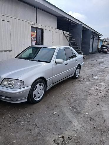 Mercedes-Benz C-Class: 1994 г., 2 л, Автомат, Бензин, Седан