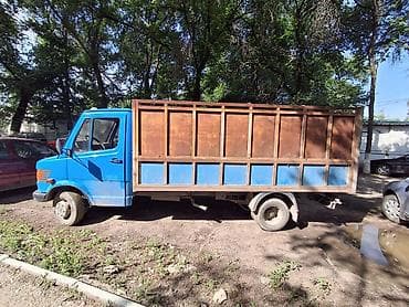 e 303: Грузовик, Mercedes-Benz, Стандарт, 3 т, Б/у — 2