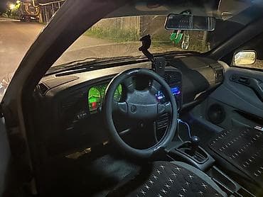 passat passat: Volkswagen Passat: 1994 г., 2 л, Механика, Бензин, Лифтбек — 1