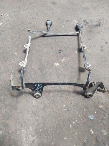 стенд для чистки дизельных форсунок: Mitsubishi Delica 4M40 крепление интеркулера, Мицубиси Делика 4М40 — 1