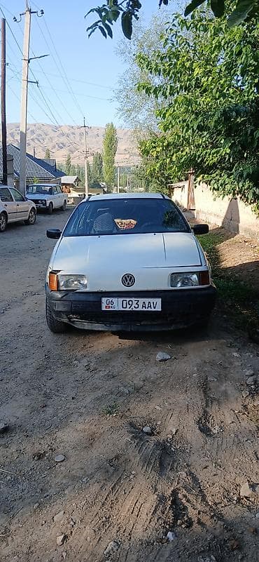 Volkswagen Passat Variant: 1991 г., 1.8 л, Универсал — 1