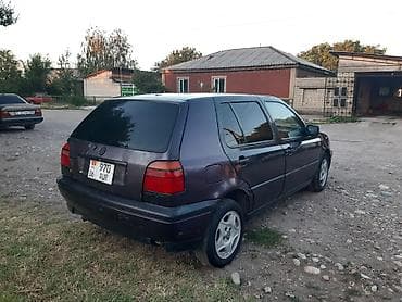 Унаа сатуу: Volkswagen Golf: 1992 г., 1.8 л, Кол менен иштөөчү, Бензин, Хетчбек — 4