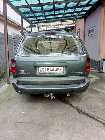 срочно продаю машину: Chrysler Grand Voyager: 2002 г., 2.4 л, Автомат, Бензин, Минивэн — 6