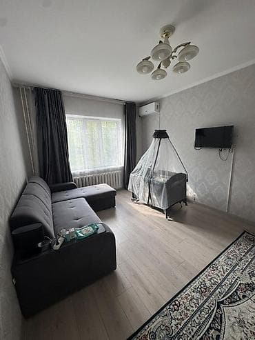 продается 2 комнатная: 2 комнаты, 61 м², 105 серия, Косметический ремонт — 1