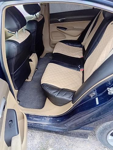 jac 9: Honda Civic: 2006 г., Автомат, Бензин, Седан — 3