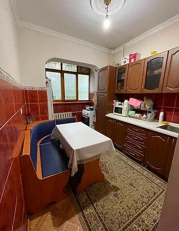 Батирлер: 3 бөлмө, 64 м², Восток-5 мкр 106-серия, 2 кабат, Косметикалык оңдоо — 2