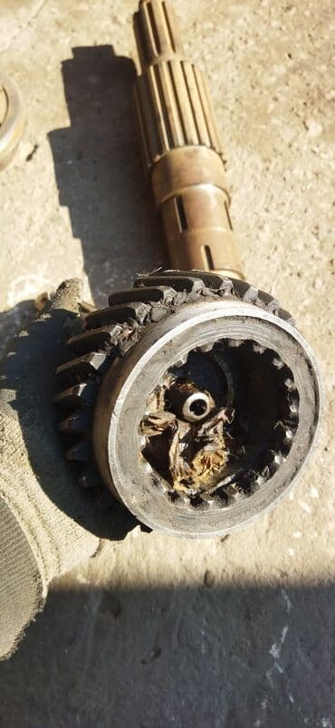 оборудование для пекарни купить: Продам на Супер МАЗ подушки под кабину и резинку на подвесной кардан — 3