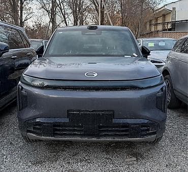 купить раздатку на ниву: Toyota Corolla: 2025 г., Гибрид, Седан — 3