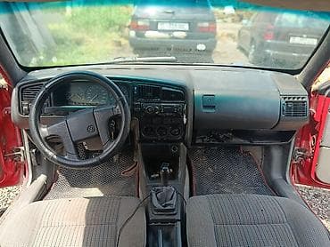 Унаа сатуу: Volkswagen Passat Variant: 1991 г., 1.8 л, Кол менен иштөөчү, Бензин, Универсал — 7