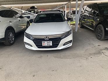 аккорд гибрид: Honda Accord: 2019 г., 2 л, Автомат, Гибрид, Седан — 3