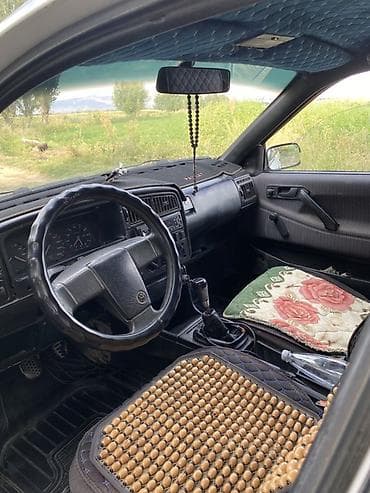 Продажа авто: Volkswagen Passat Variant: 1991 г., 1.8 л, Механика, Бензин, Универсал — 6