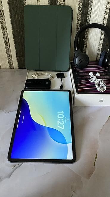 samsung 02: IPad Pro 11" + аксессуары Комплектация: - Планшет Apple iPad Pro 11" — 1