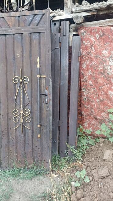 Сушилки: Срочно продаю ворота бу, скромные и красивые хорошее качество+ 3 — 1
