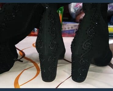 Киреге берилүүчү кийимдер: Продаю новые красивые сапожки-полу-чулки. Со стразами.Размер 39-40 — 3