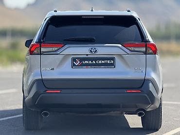 электромобиль кроссовер: Toyota RAV4: 2021 г., 2.5 л, Автомат, Гибрид, Кроссовер — 5