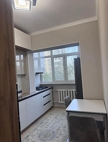 81: 3 комнаты, Золотой квадрат Агентство недвижимости, Без подселения, от 6 месяцев, от 1 года, С мебелью — 3