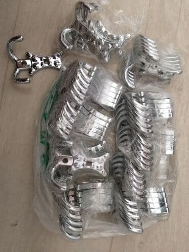 постельное белье от производителя: Продаю новые мебельные: 1) крючки для шкафа (50 шт), качественные — 1