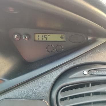 camry 2015: Ford Focus: 2003 г., 1.6 л, Ручные, Бензин, Универсал — 10