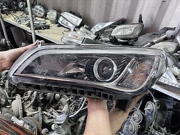 Передняя левая фара Hyundai 2017 г., Б/у, Оригинал