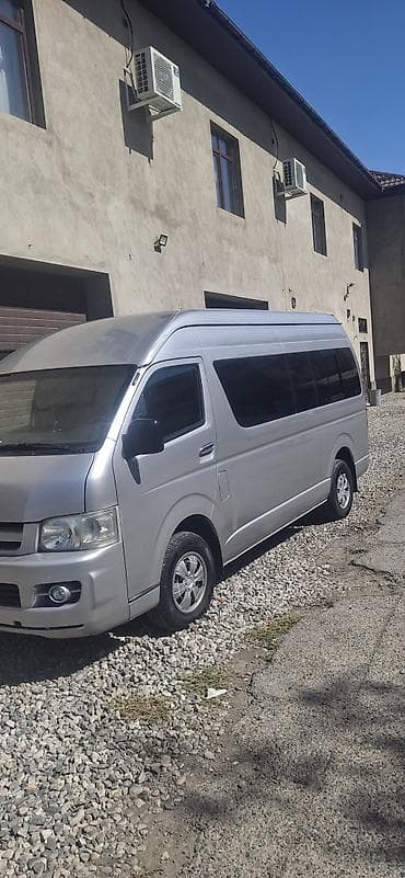 195 65 15 с: Toyota Hiace: 2005 г., Бус — 5